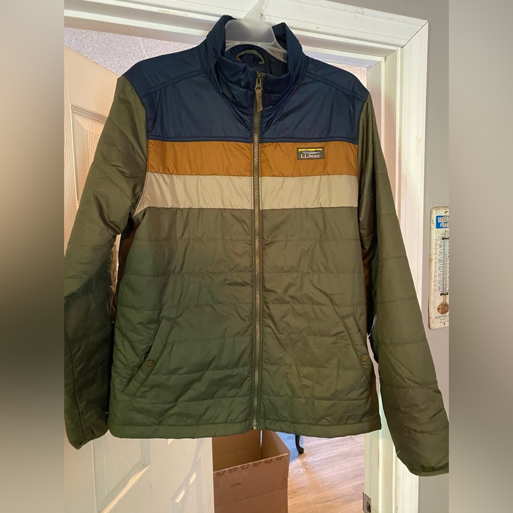 L.L. Bean Men's Mountain Classic Puffer Jacket, Colorblock, Regular, Large